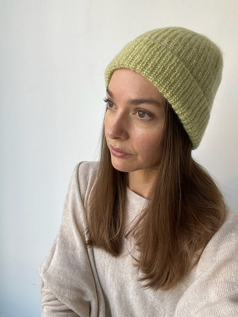 chisaki ao beanie