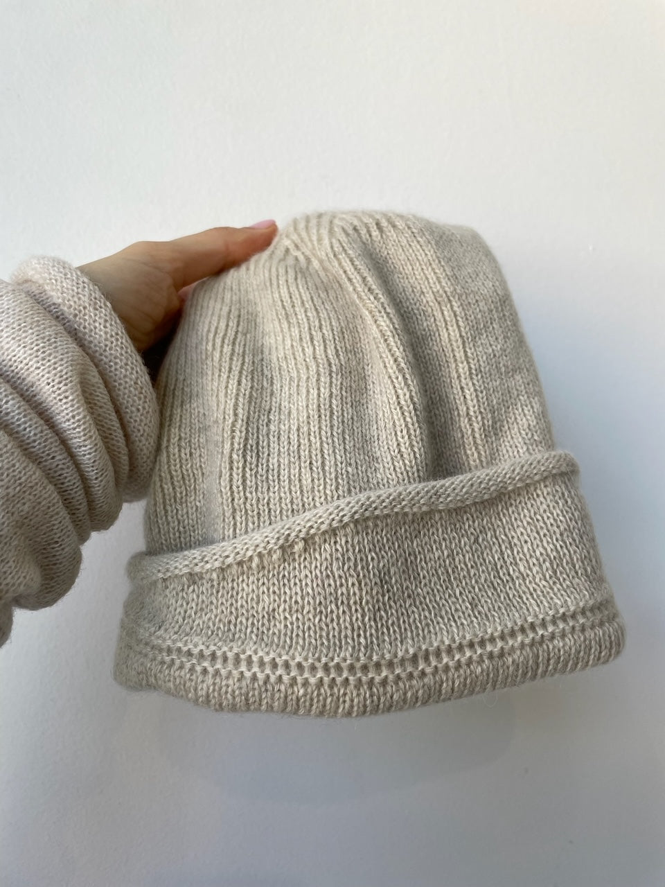 a chisaki noa hat with 100% yak