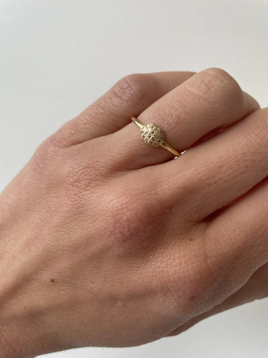 Dainty size 6.5 gold ring with eighteen small diamonds 