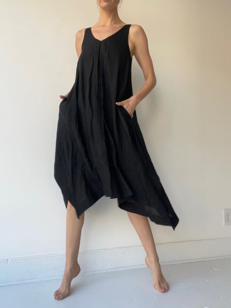 forme d’expression black short cloche dress