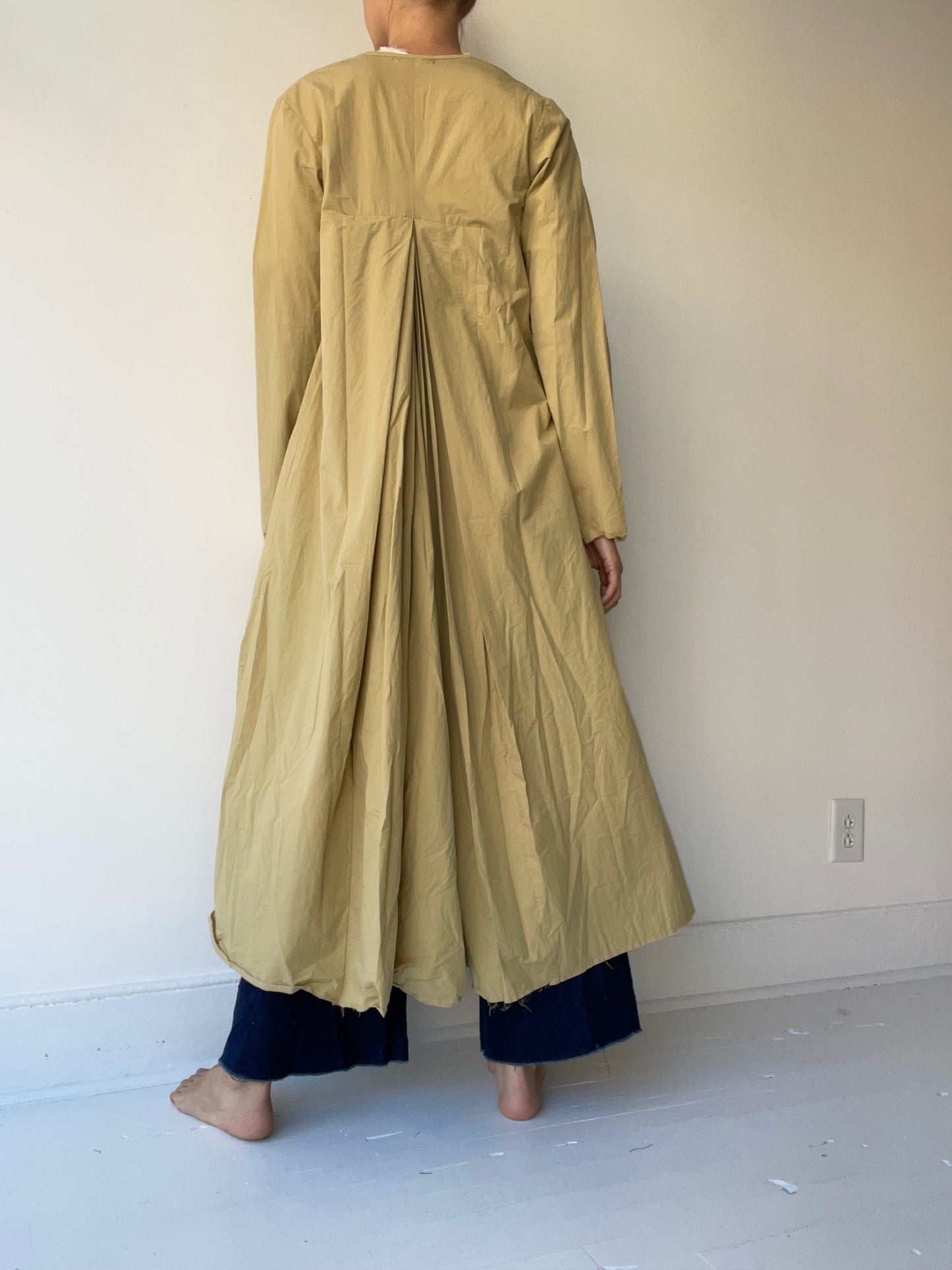 back pleat coat