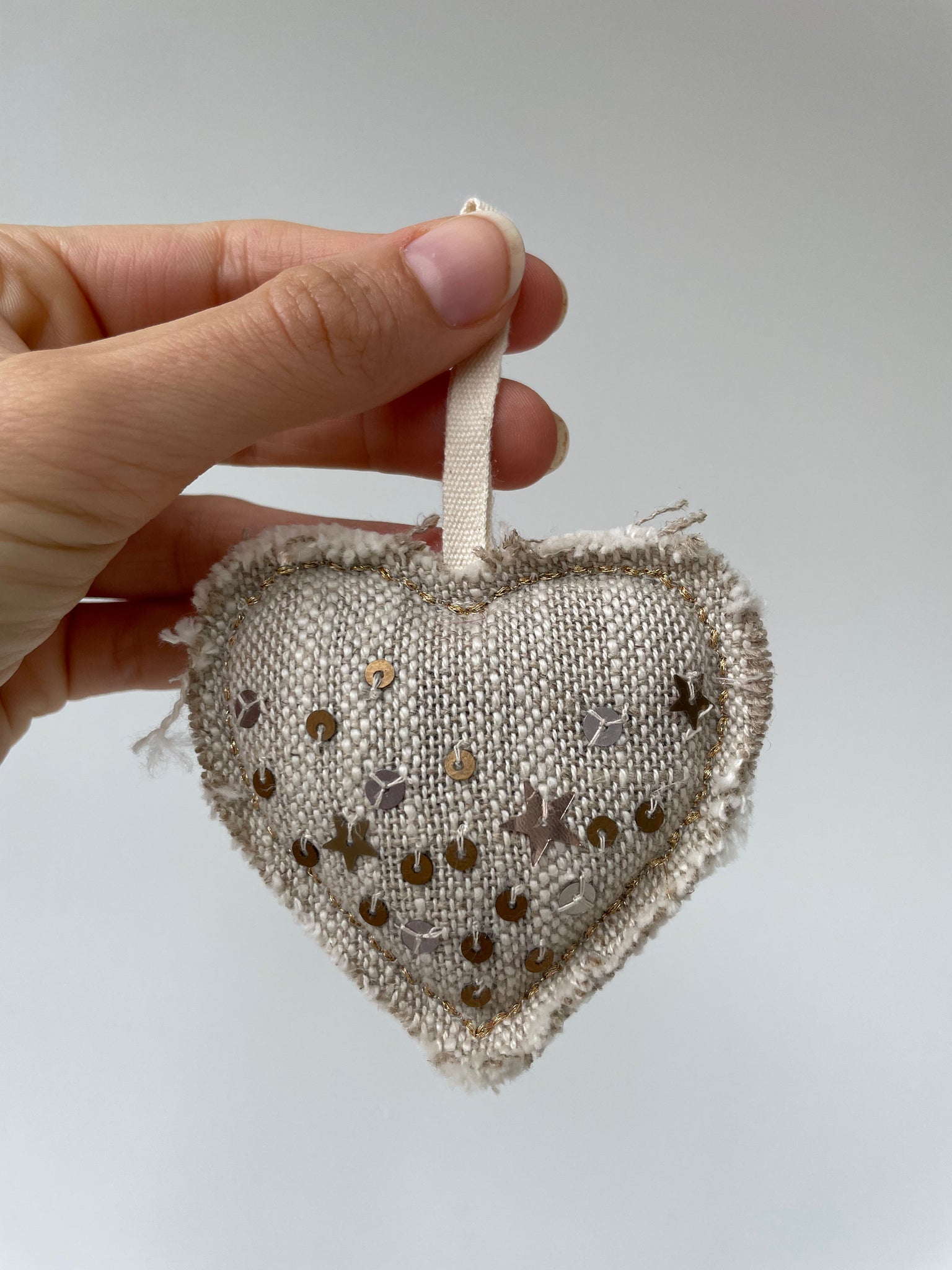 skippy cotton metallic confetti heart ornament