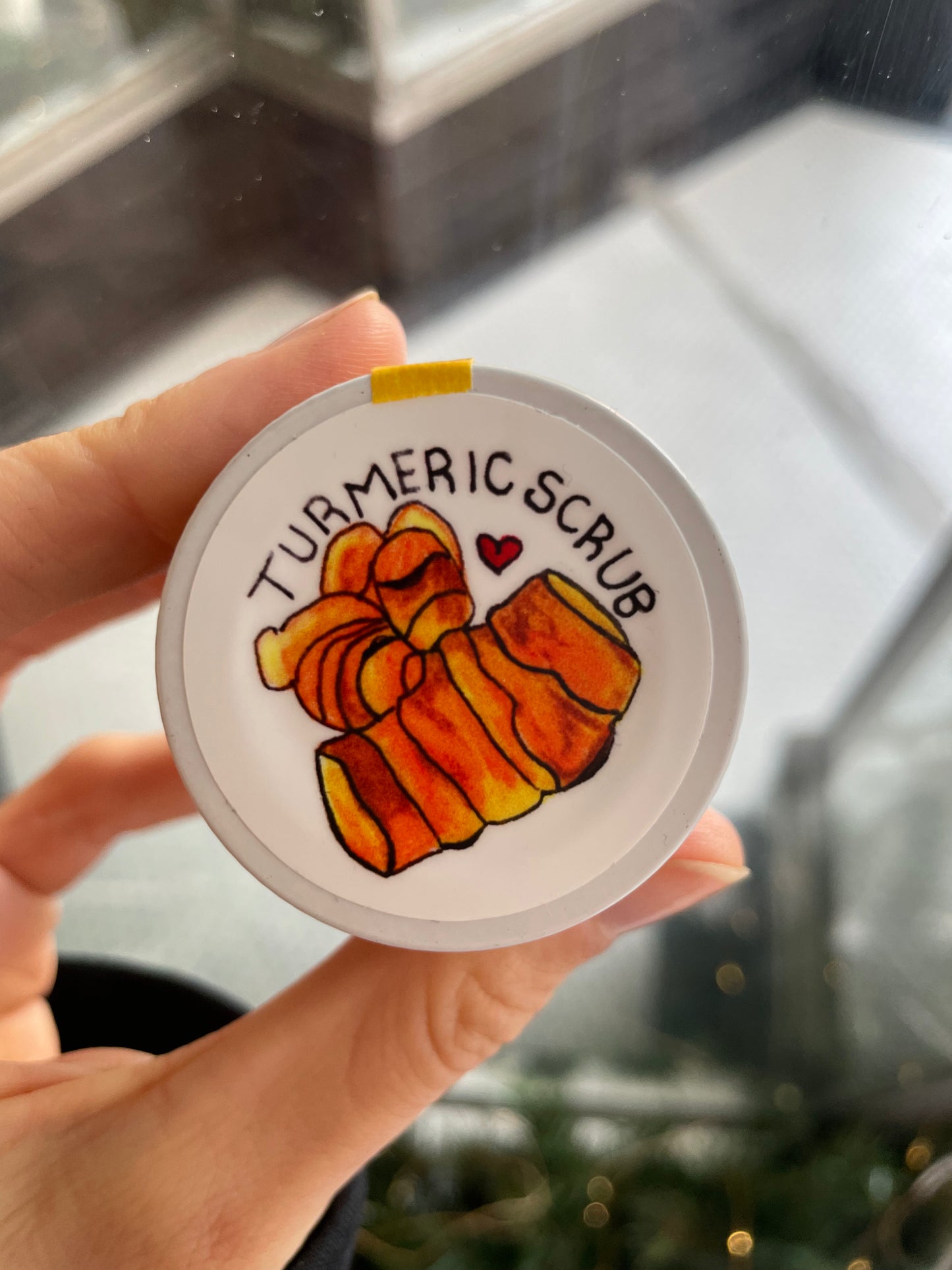 a plant makeup turmeric scrub