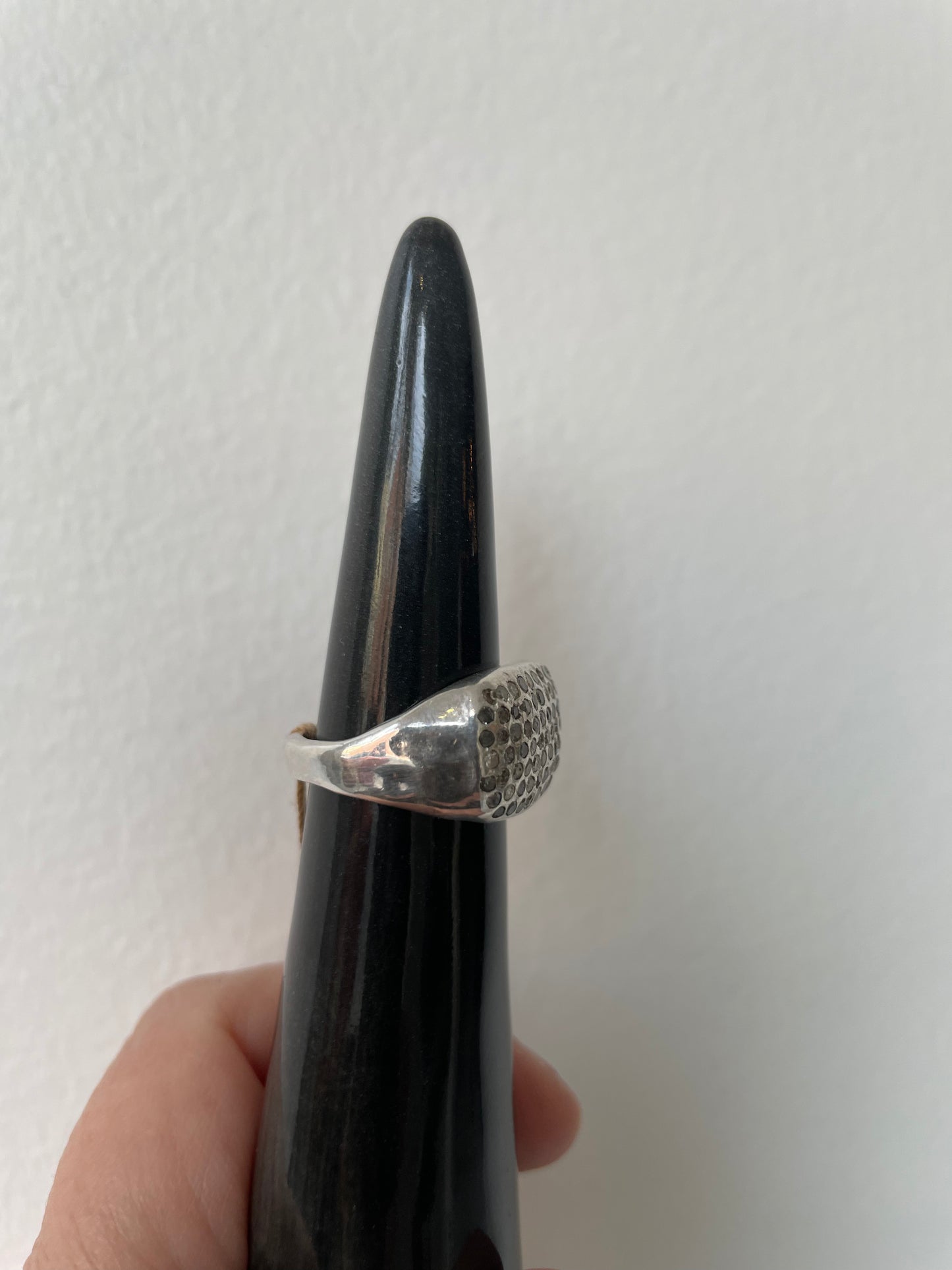 naida ring