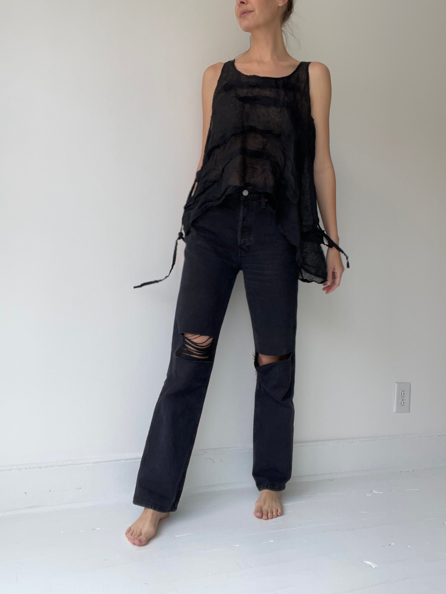 crop creased tank BLACK