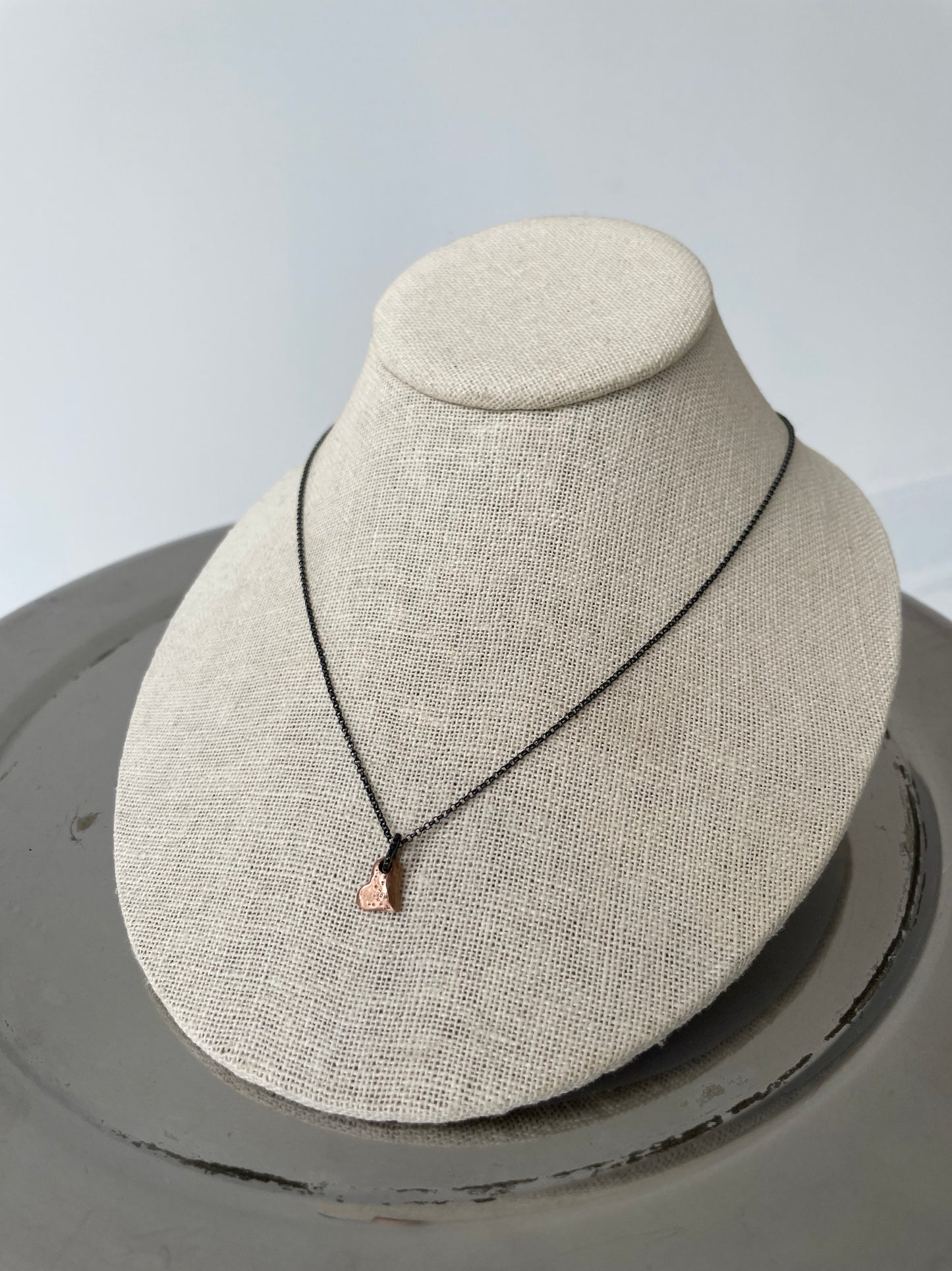 pink gold full heart necklace