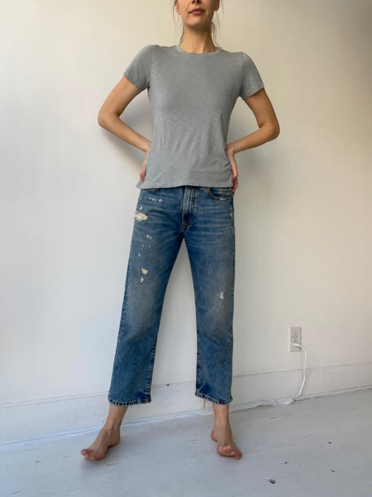 it is well misty sage short sleeve crewneck tee
