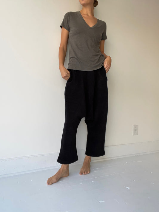 it is well charcoal short sleeve v-neck tee