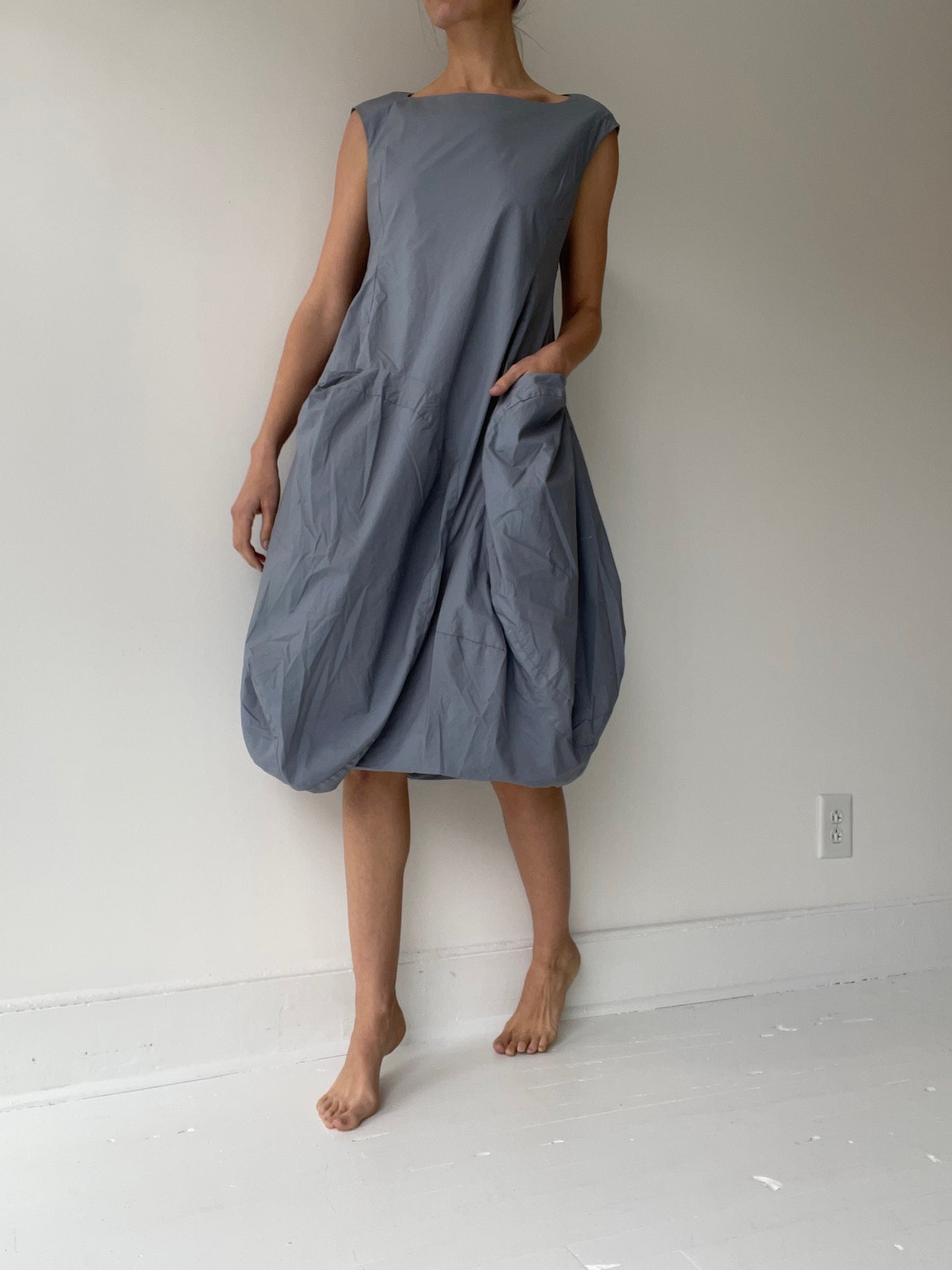 circle pocket dress