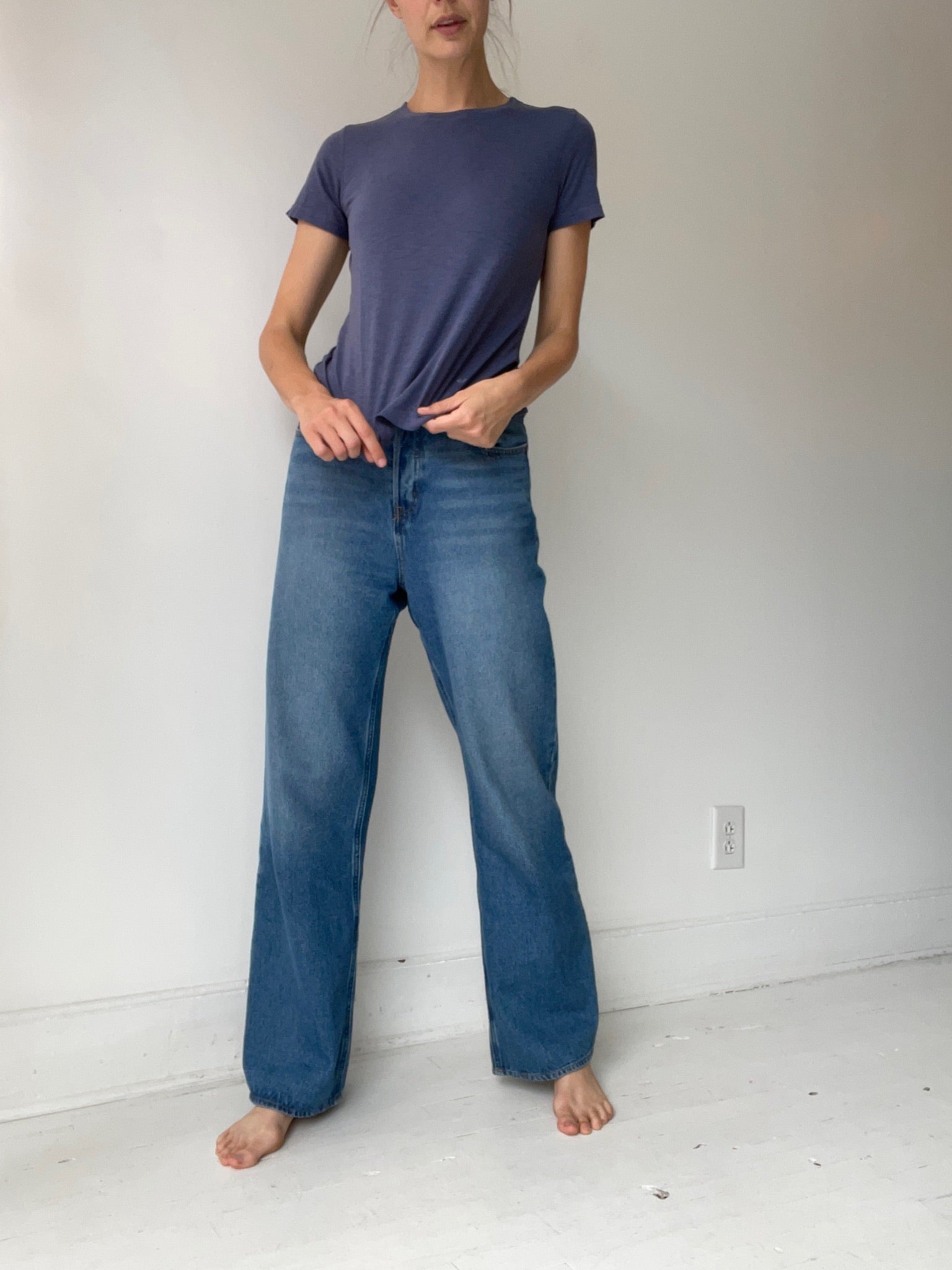 an it is well blue short sleeve crewneck tee top