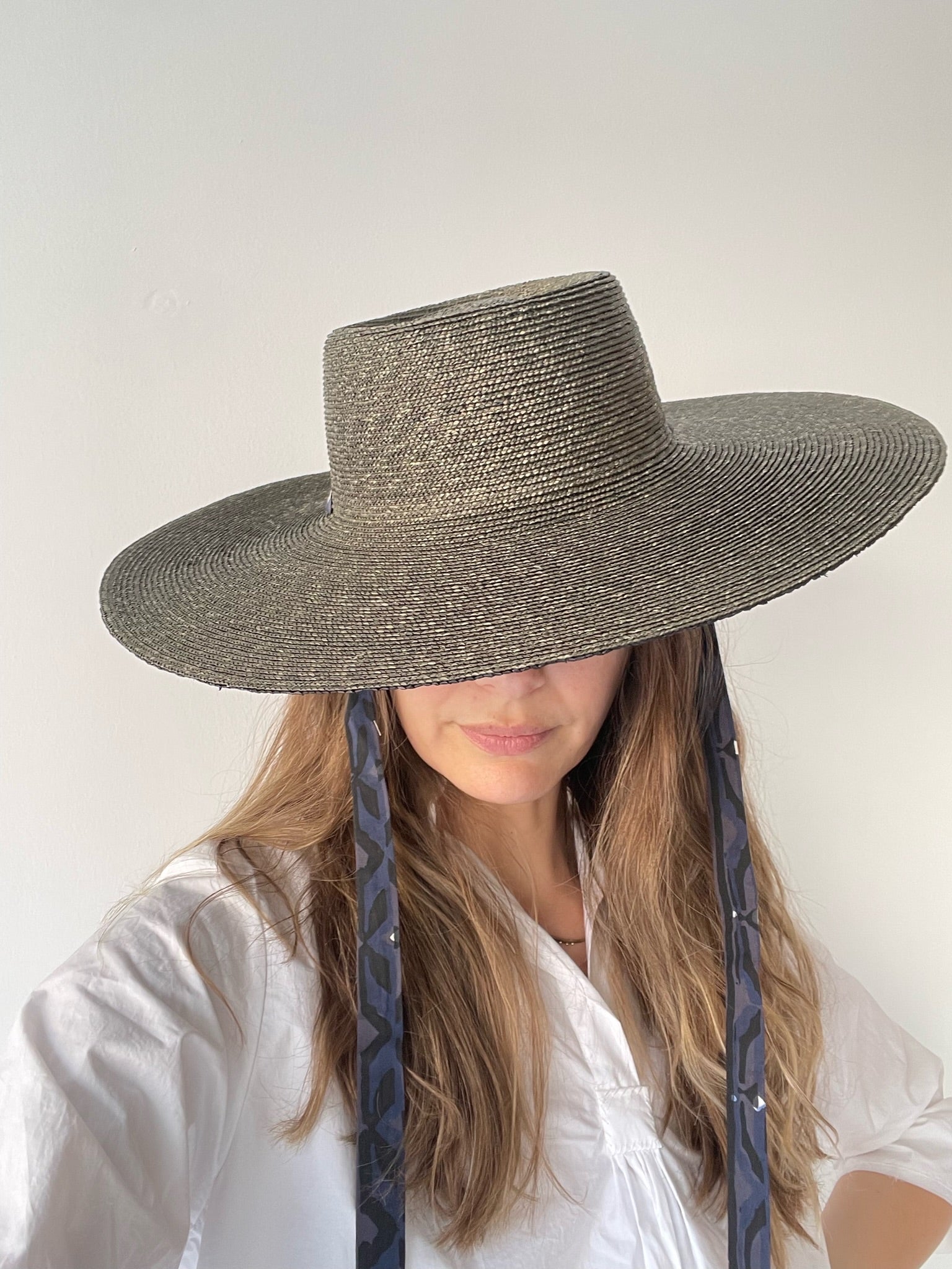 a muu hat by maison enku 100