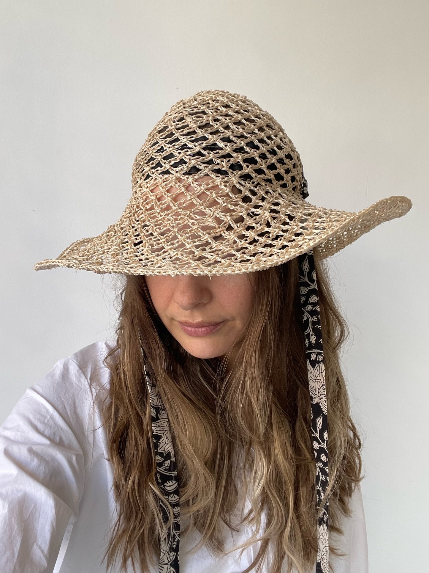 a kaju hat by maison enku 100