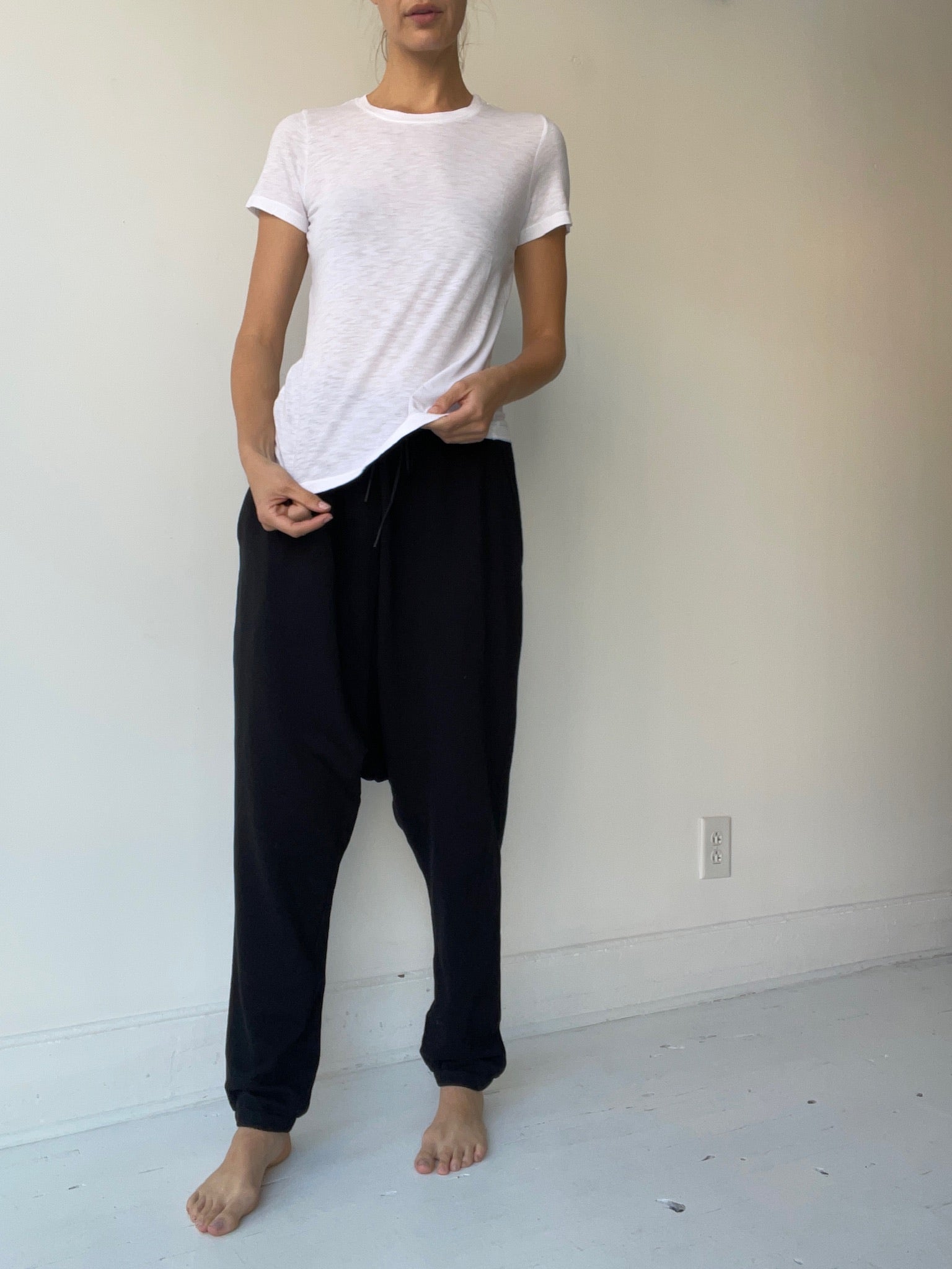 a short sleeve crewneck WHITE tee top by it is well 100