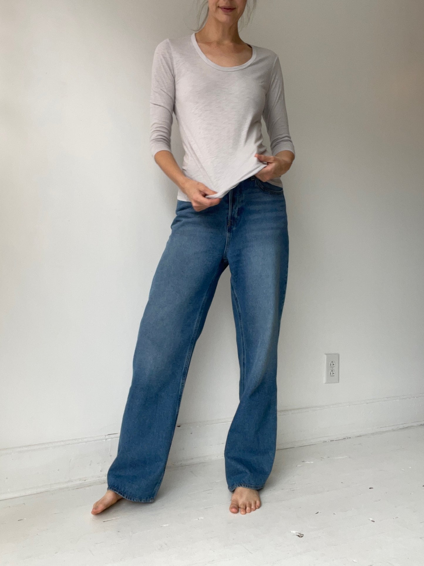 an it is well grey 3/4 sleeve tee top