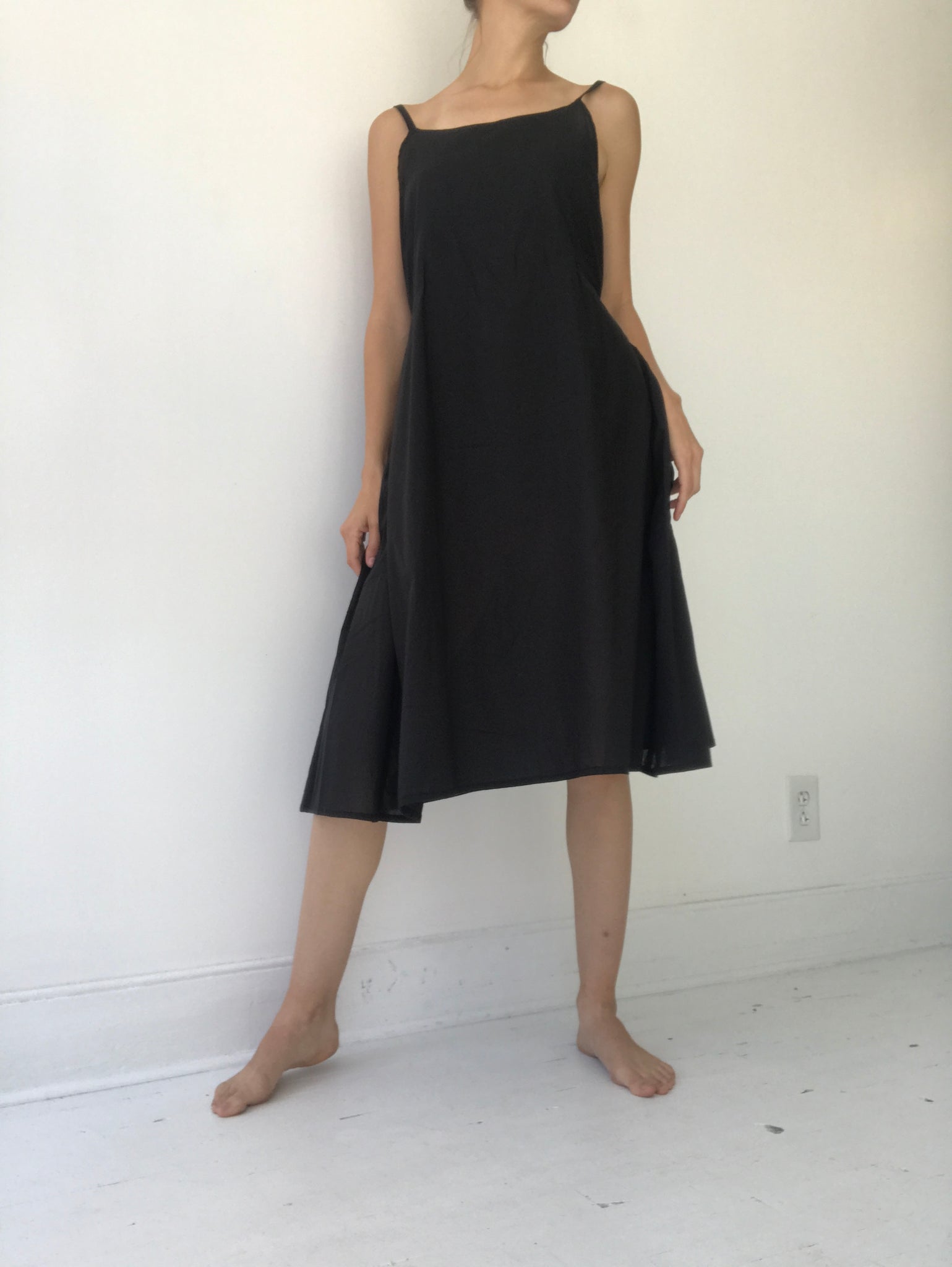 plain slip black